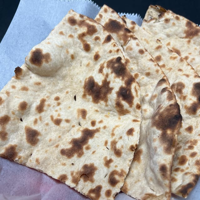 Tandoori Roti (Whole Wheat Bread).