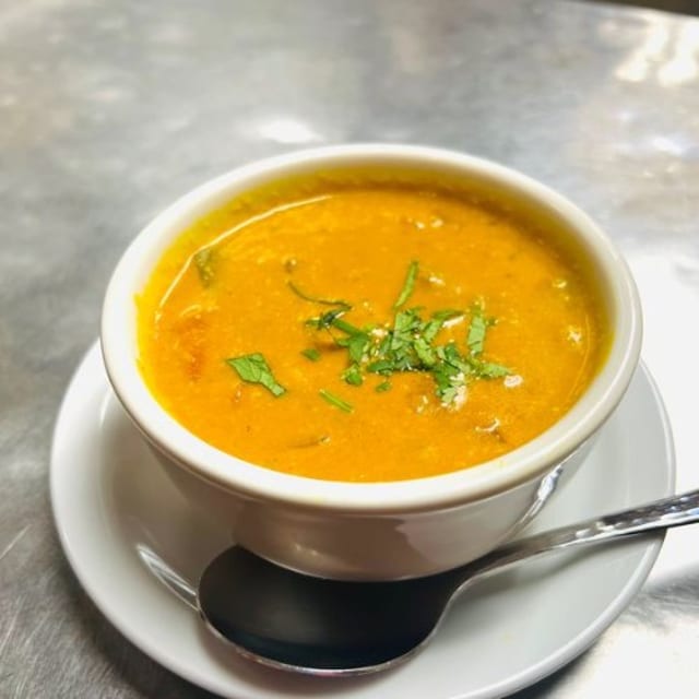 Coconut Soup with Vegetable (12oz).